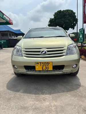 Toyota IST 2006 Brown