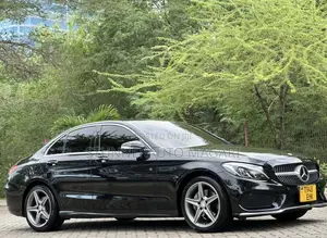 Mercedes-Benz C200 2014 Black