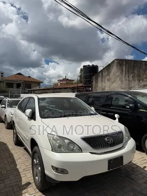 Toyota Harrier 2006 White