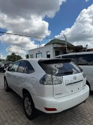 Toyota Harrier 2006 White