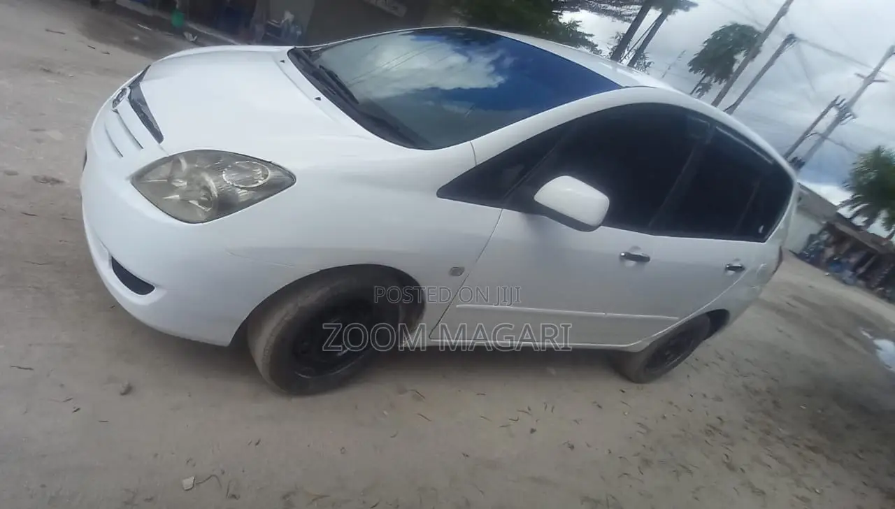 Toyota Corolla Spacio 2006 White