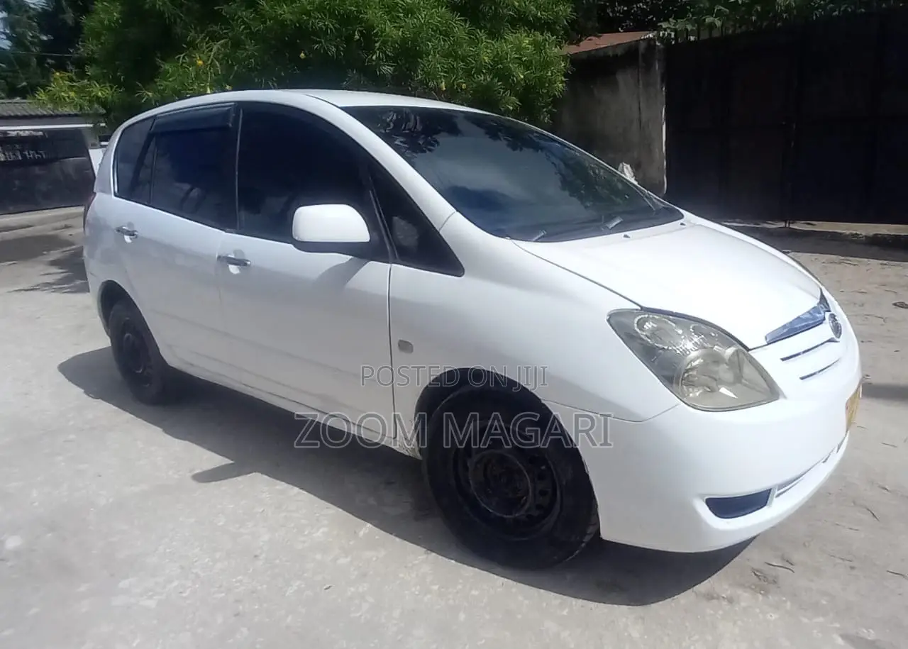 Toyota Corolla Spacio 2006 White