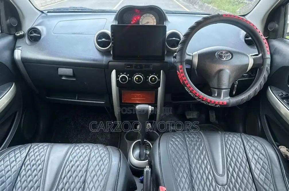 Toyota IST 2004 Beige
