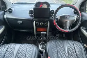 Toyota IST 2004 Beige