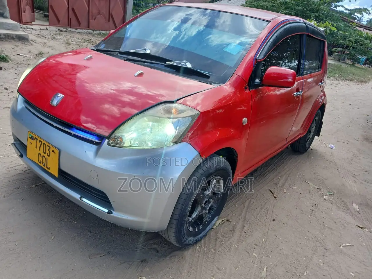 Toyota Passo 2005 Red