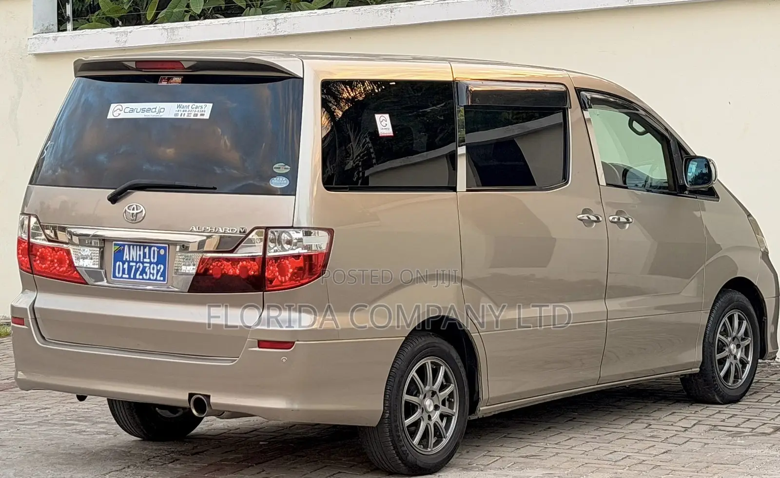 Toyota Alphard 2006 Gold