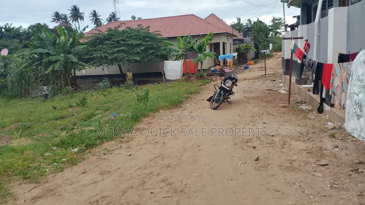 Plot Area SQM 590 at Madale Mbopo