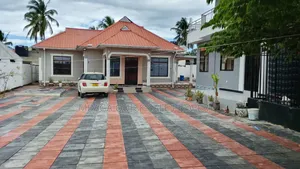 3bdrm House in Madale, Goba for rent