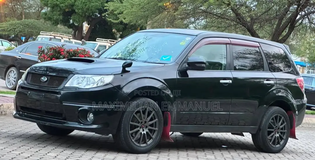 Subaru Forester 2011 Black