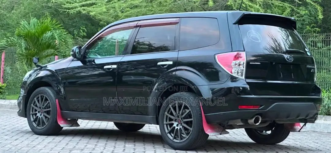 Subaru Forester 2011 Black