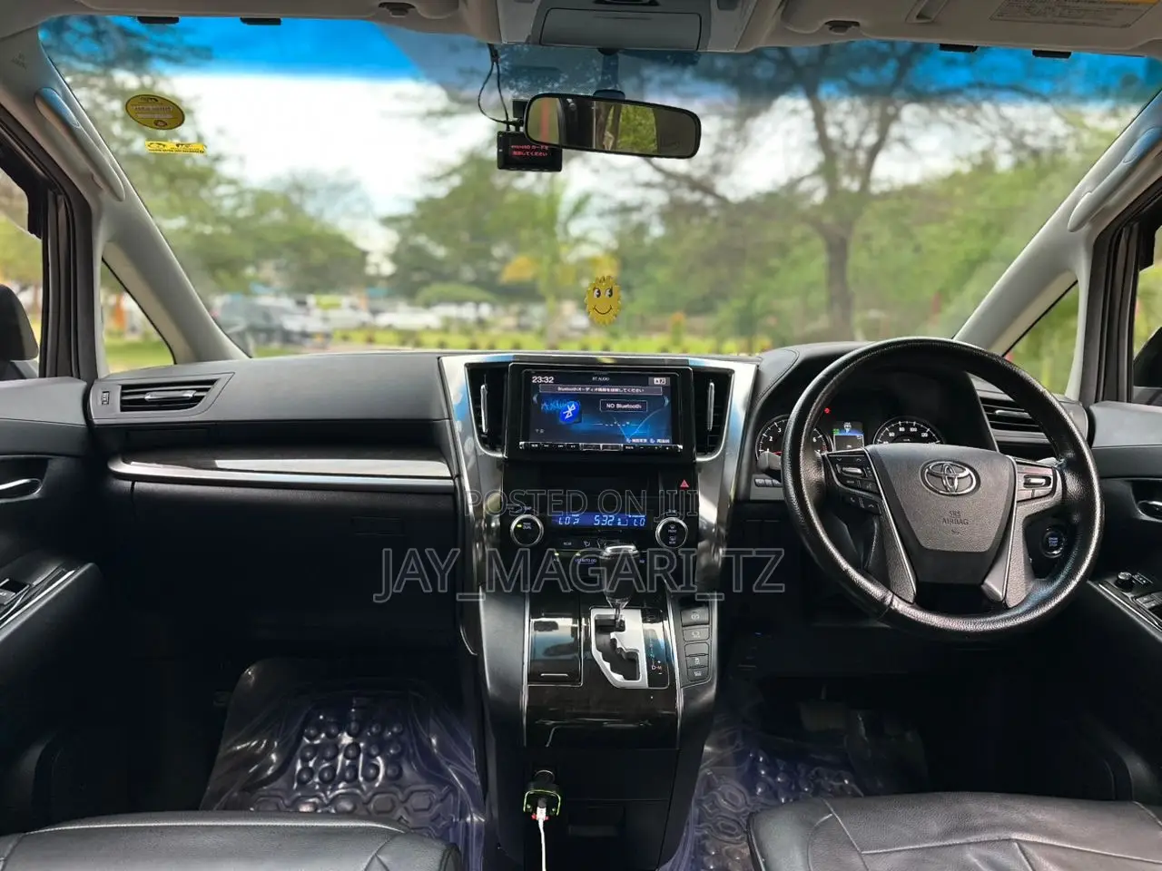 Toyota Alphard 2016 Black
