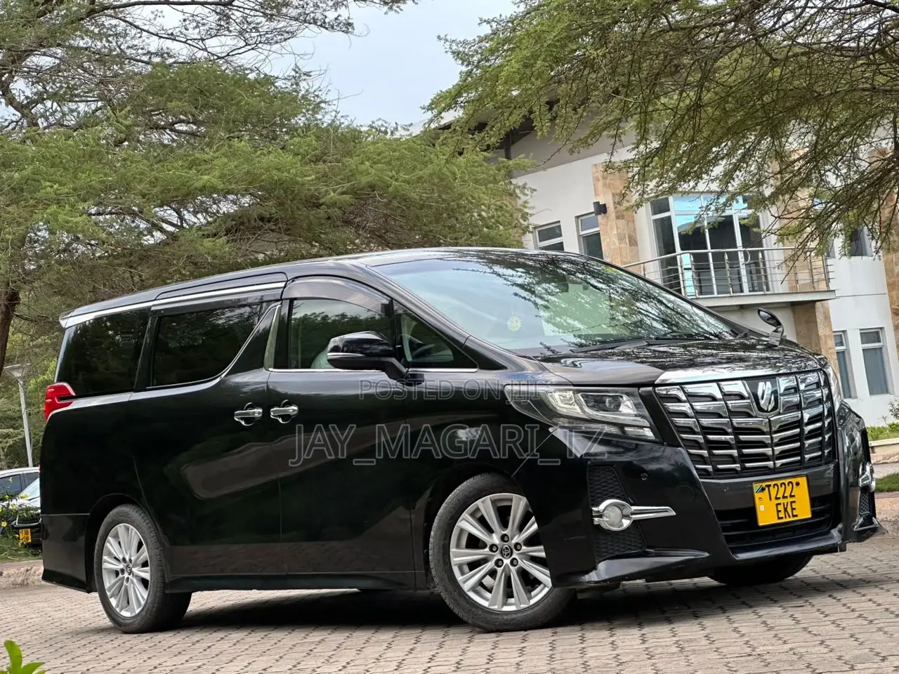 Toyota Alphard 2016 Black