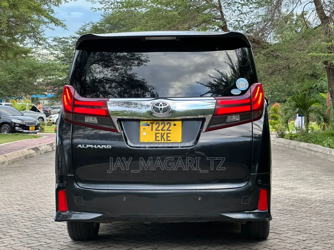 Toyota Alphard 2016 Black
