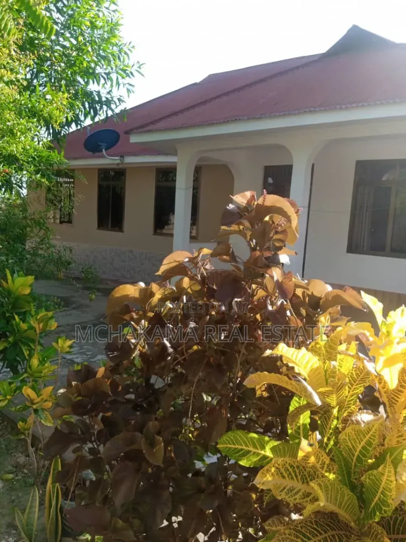 3bdrm House in Mchakama Real Estate, Bunju for sale