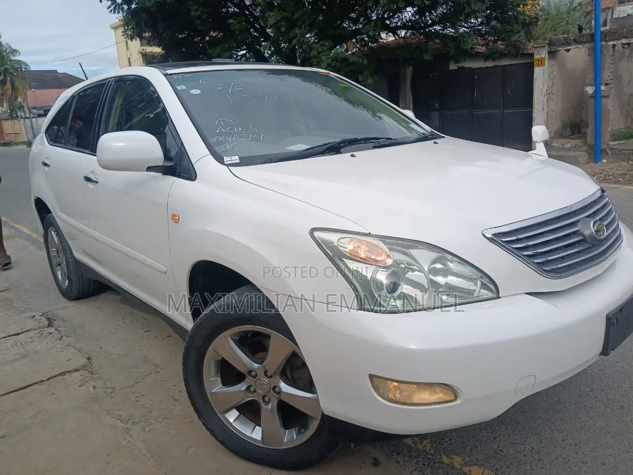 Toyota Harrier 2005 White