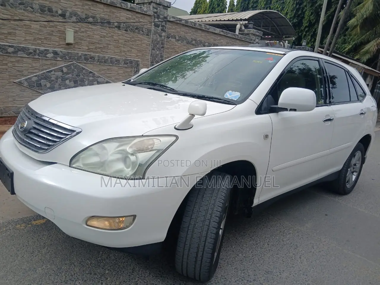Toyota Harrier 2005 White