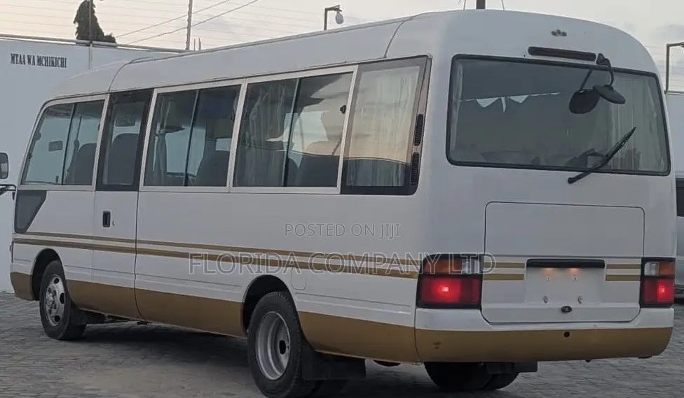 Toyota Coaster 1998 White