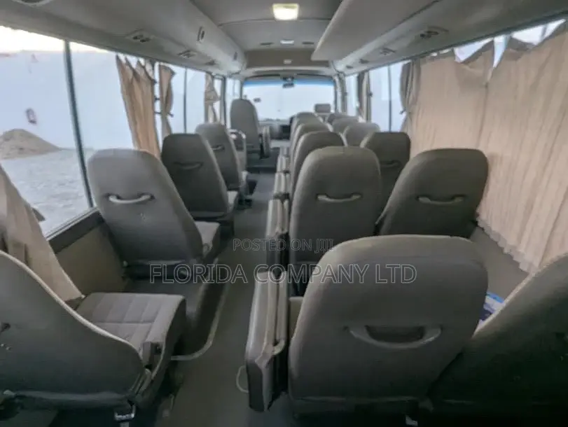 Toyota Coaster 1998 White