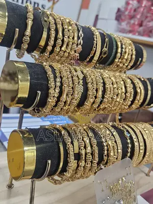Bracelets Za Kike