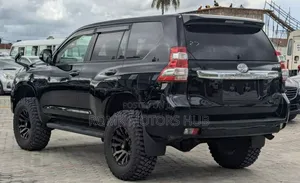 Toyota Land Cruiser Prado 2017 Black