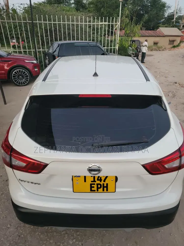 Nissan X-Trail 2015 White