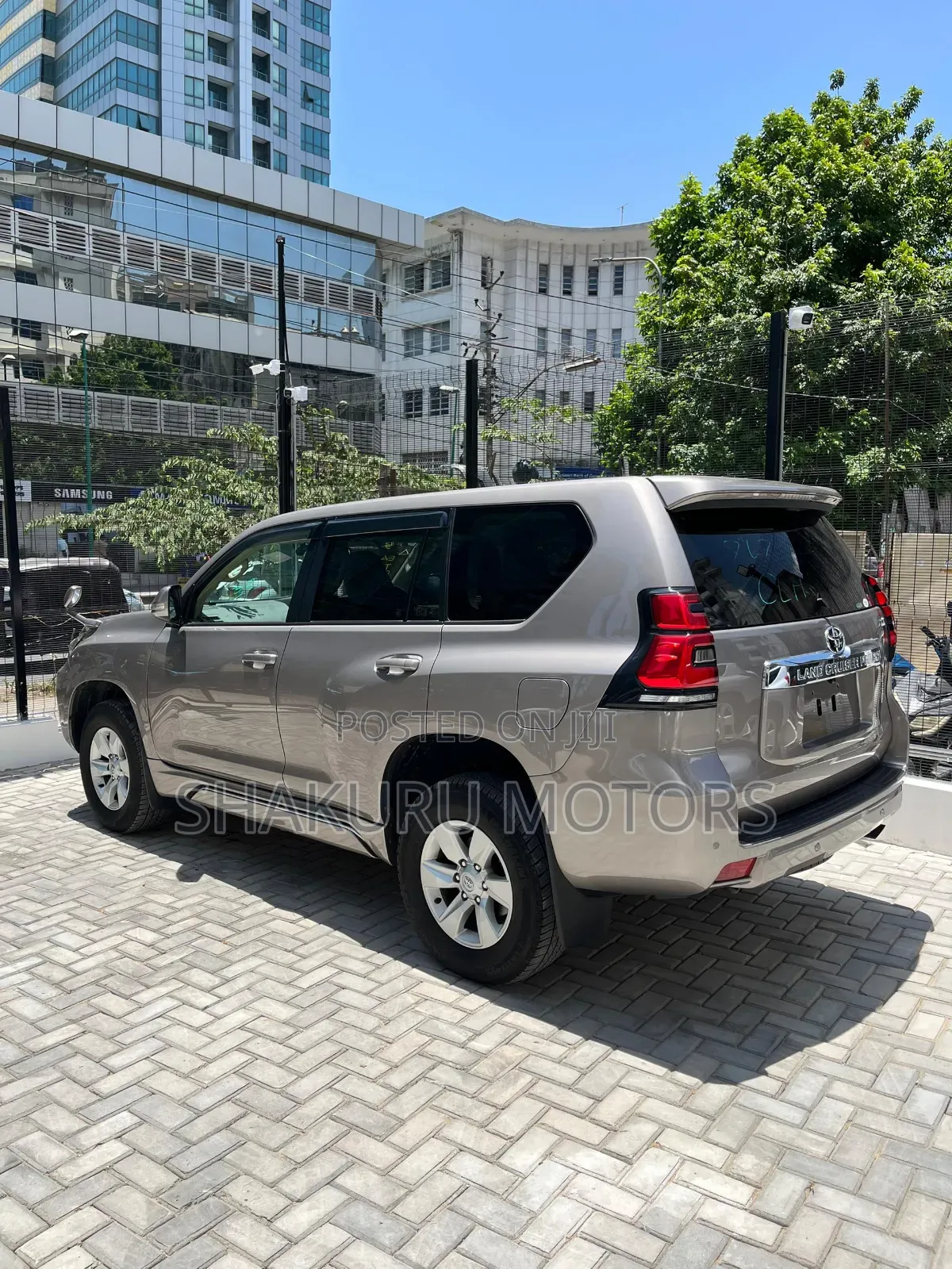 Toyota Land Cruiser 2022