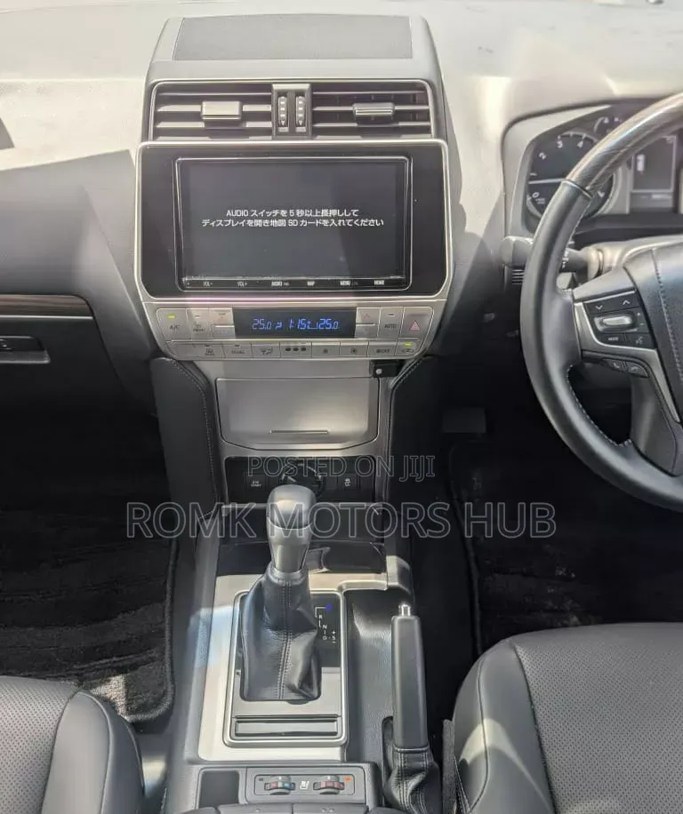 Toyota Land Cruiser Prado 2021 Black