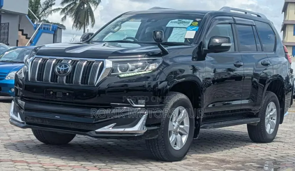 Toyota Land Cruiser Prado 2021 Black
