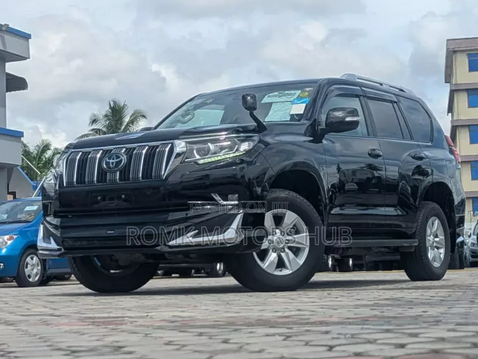 Toyota Land Cruiser Prado 2021 Black