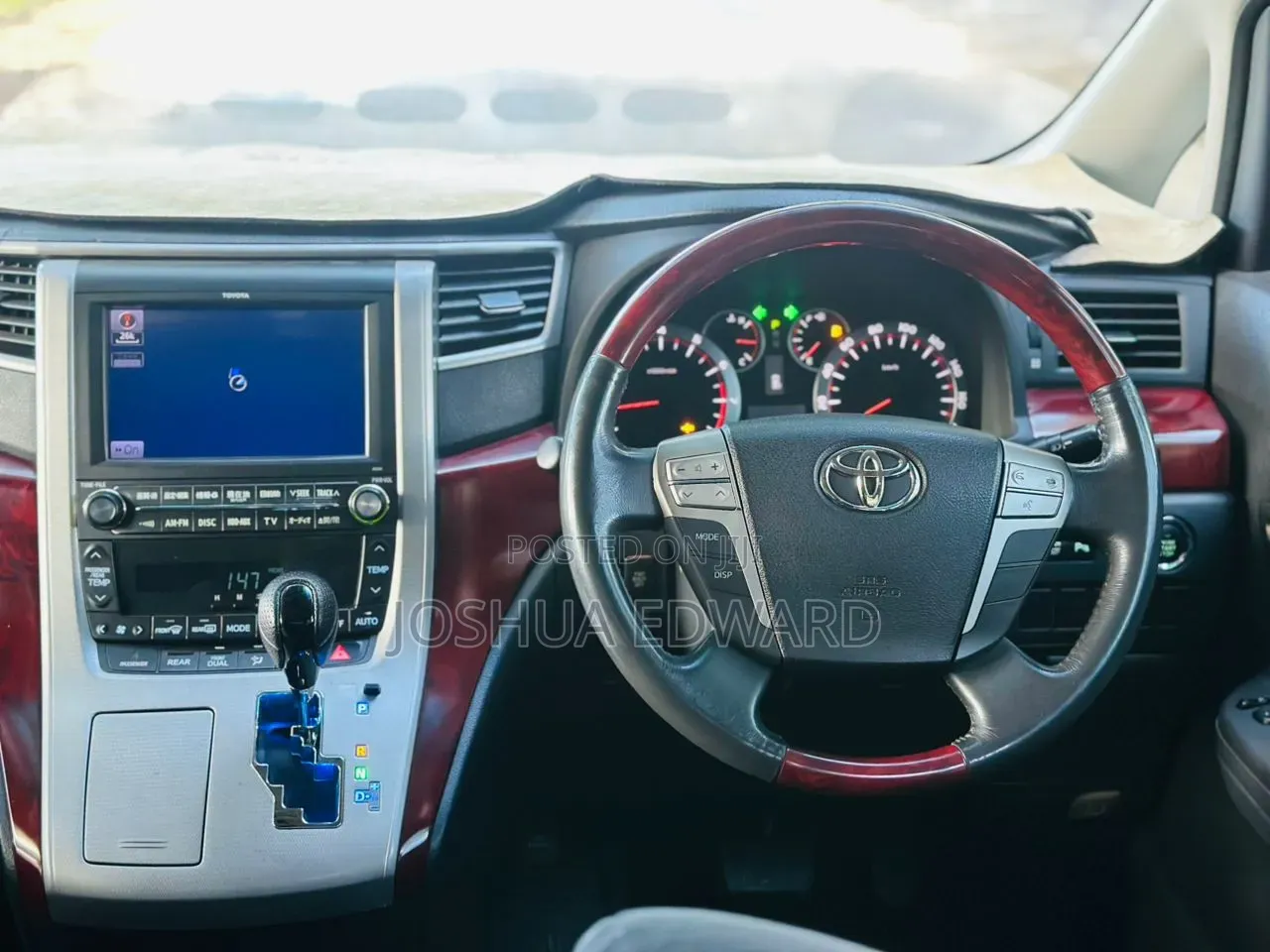Toyota Alphard 2008 White