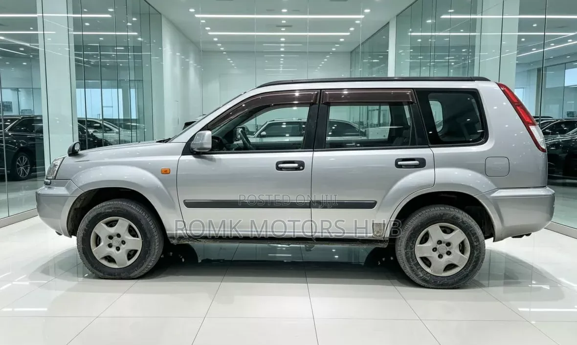 Nissan X-Trail 2001 Silver