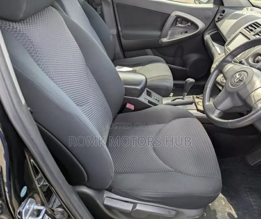 Toyota Vanguard 2013 Matt Black