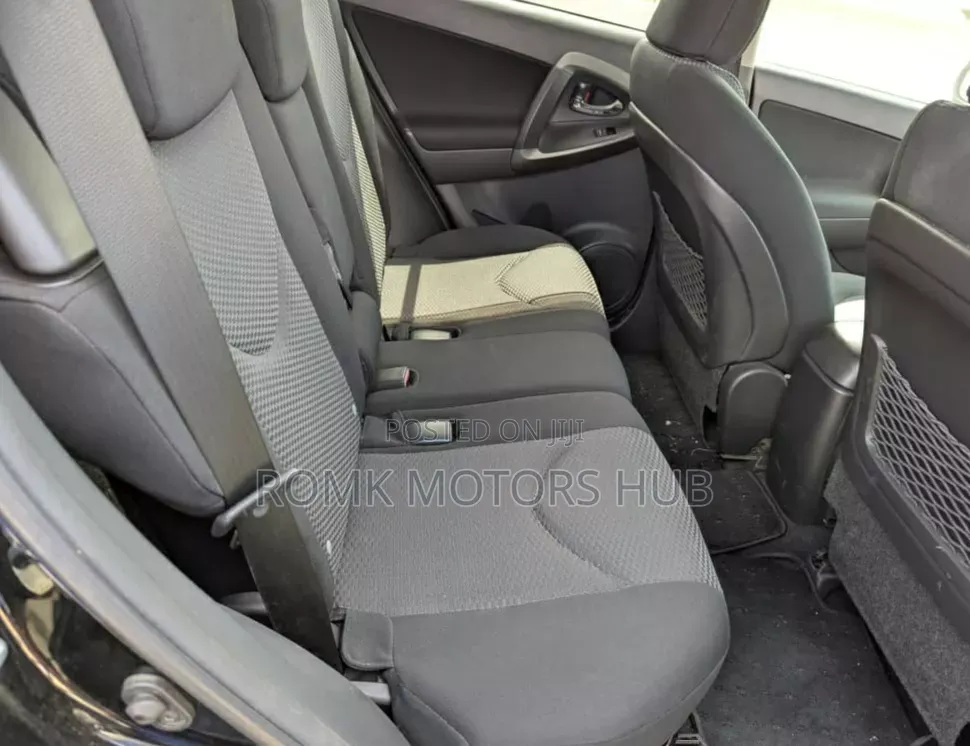 Toyota Vanguard 2013 Matt Black