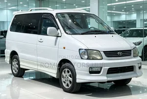 Toyota Noah 2001 White