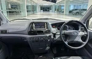 Toyota Noah 2001 White