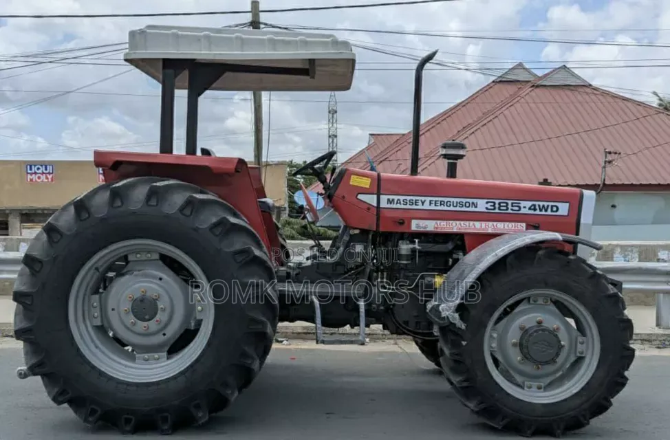 Tractor Massey Ferguson