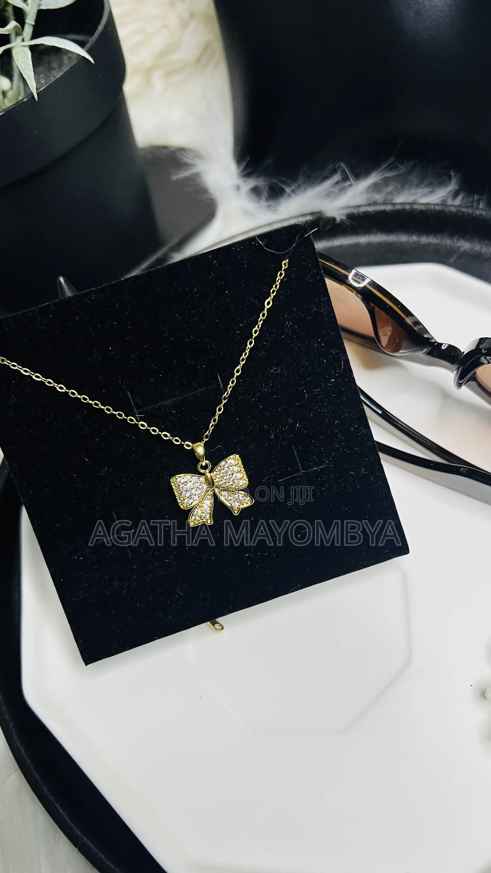 Necklacess