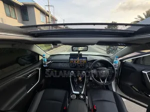 Toyota RAV4 2020 White