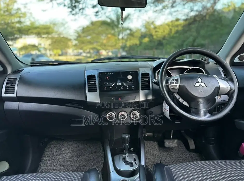 Mitsubishi Outlander 2.4 2008 Black