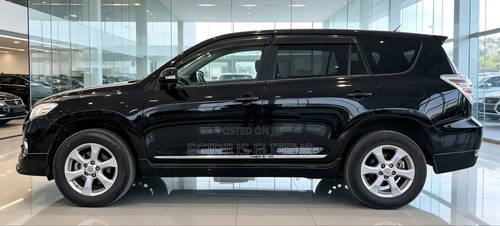 Toyota Vanguard 2013 Black