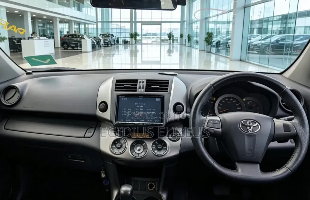 Toyota Vanguard 2013 Black