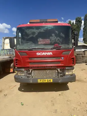Scania P380 2004 Red