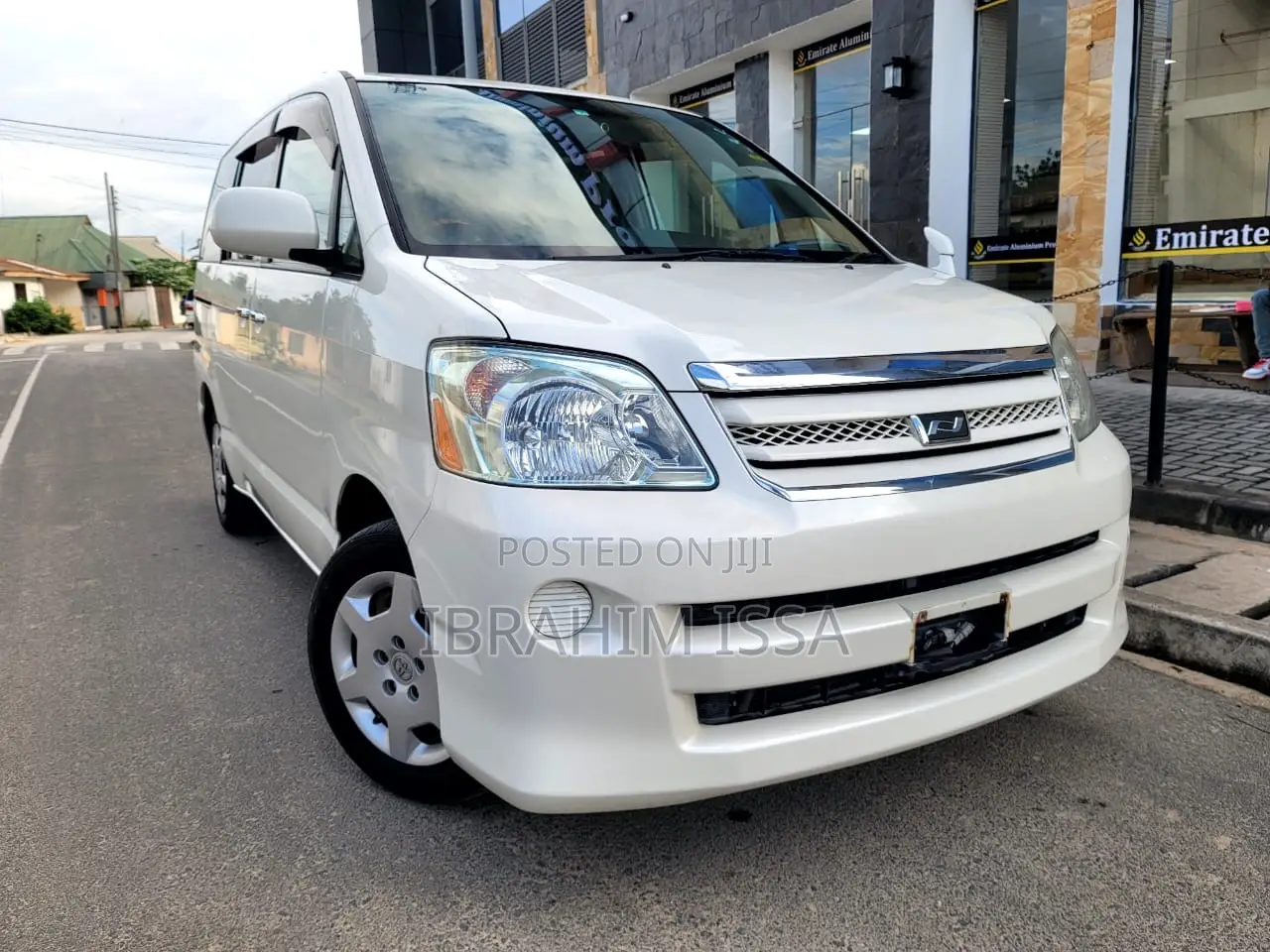 Toyota Noah 2008 Pearl