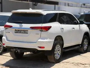 Toyota Fortuner 2017 White