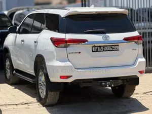 Toyota Fortuner 2017 White