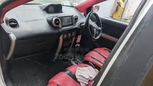 Toyota IST 2003 White