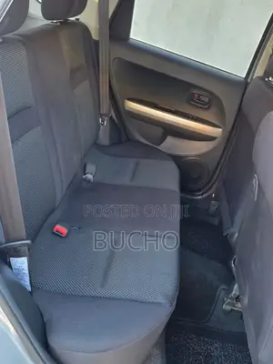 Toyota IST 2003 Silver