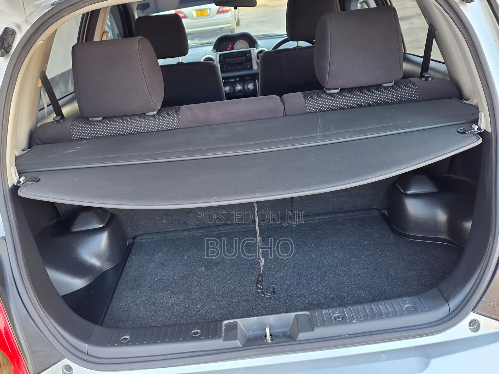 Toyota IST 2003 Silver