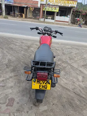 New Honda CB 2025 Red