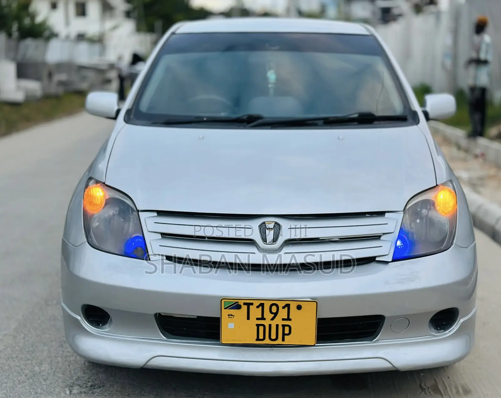 Toyota IST 2004 Silver